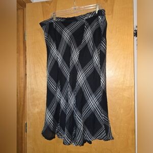 Maggie Barnes Black and Gray Checkered A-Line Skirt